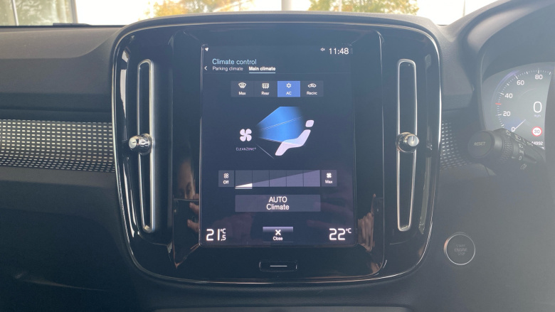 Volvo Xc40 2.0 B4P R DESIGN 5dr Auto Petrol Estate